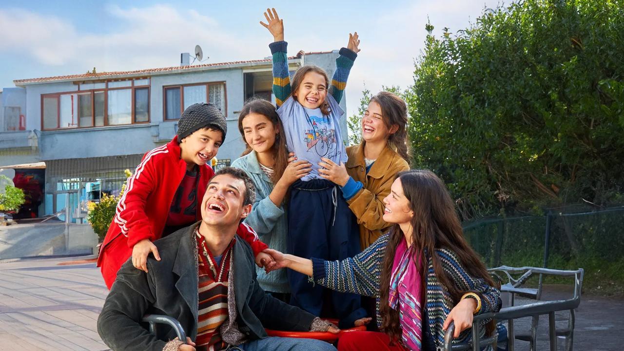 مسلسل المشردون الحلقة 35 الخامسة والثلاثون مترجمة اونلاين
