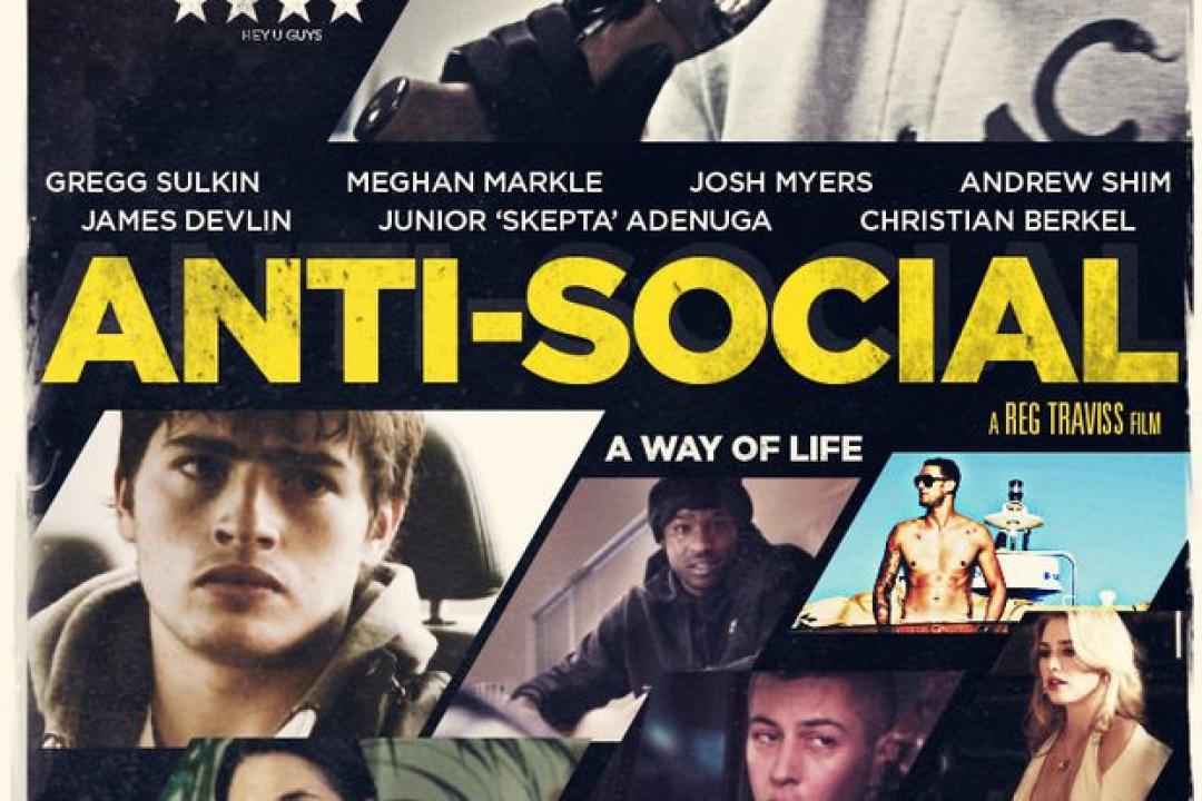 فيلم Anti-Social 2015 مترجم كامل HD اونلاين