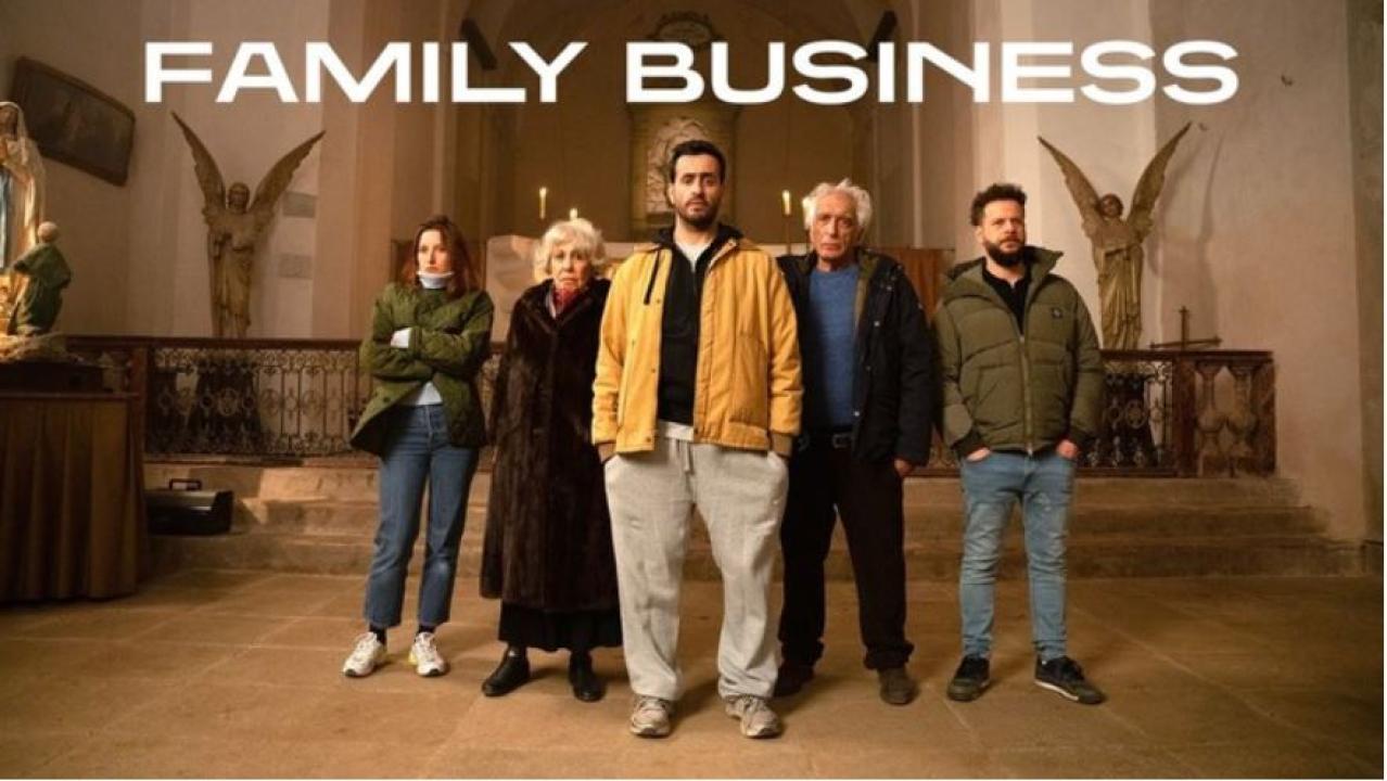 مسلسل Family Business الموسم الثالث الحلقة 5 الخامسة مترجمة اونلاين